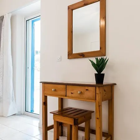 Alexandros Luxury Νυδρί
