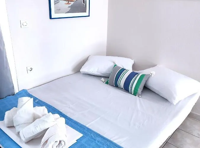 Alexandros Luxury